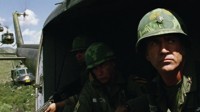 Hal Moore and his troops landing in Vietnam in We Were Soldiers (2002)