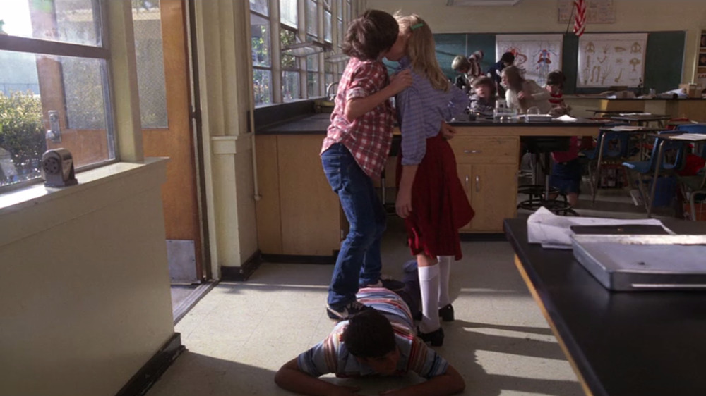 Elliott kiss E.T.