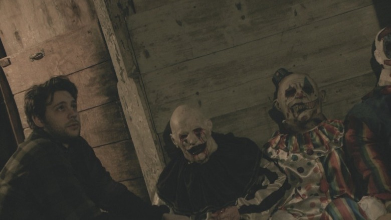 Hell House staff deals with clowns