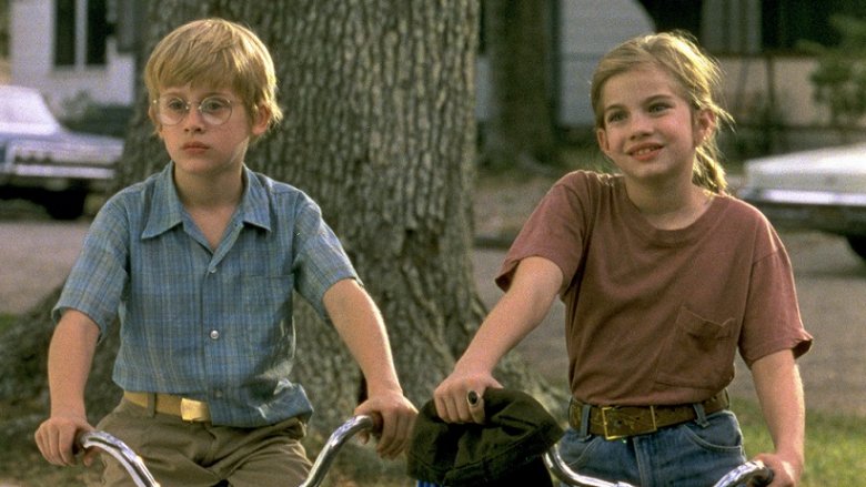 Macaulay Culkin and Anna Chlumsky in My Girl