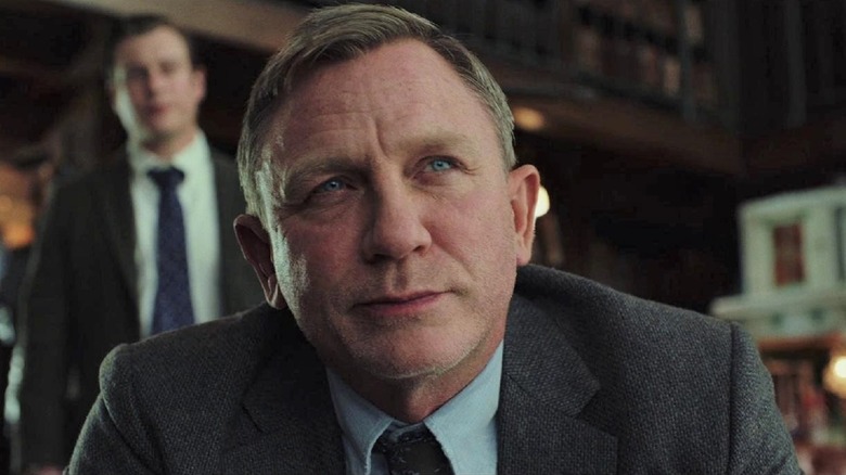 Benoit Blanc listening