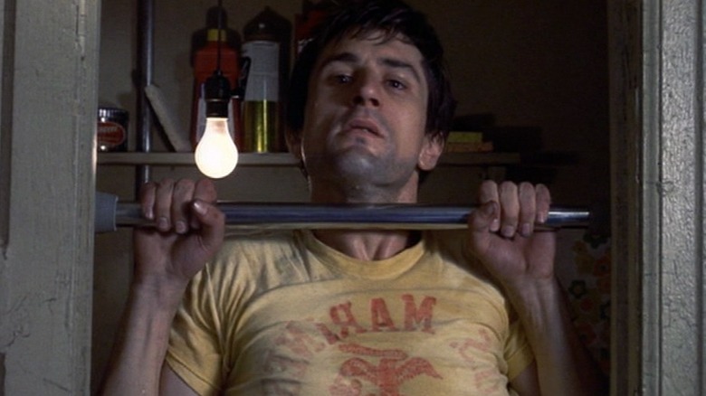 Travis Bickle doing pull-up