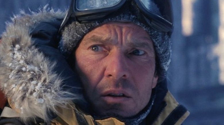 Dennis Quaid in snow gear