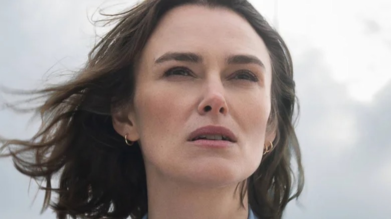 Lo in The Woman in Cabin 10