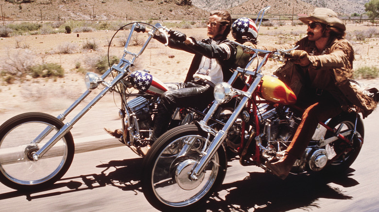 Wyatt and Billy ride motorcycles in 'Easy Rider' (1969)