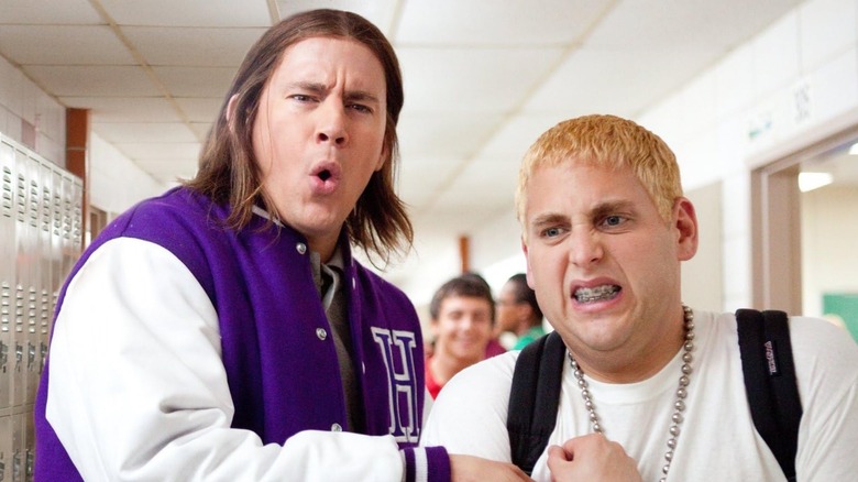 Jenko and Schmidt in school hallway