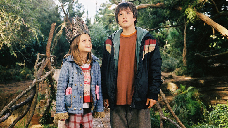 Bailee Madison and Josh Hutcherson in Bridge to Terabithia