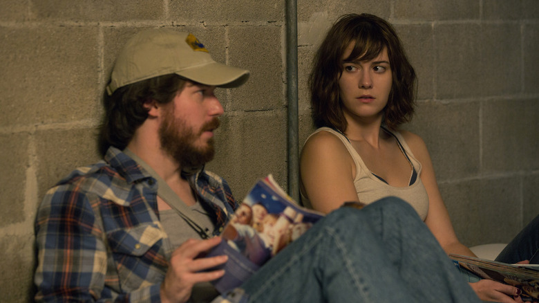 Mary Elizabeth Winstead and John Gallagher talking