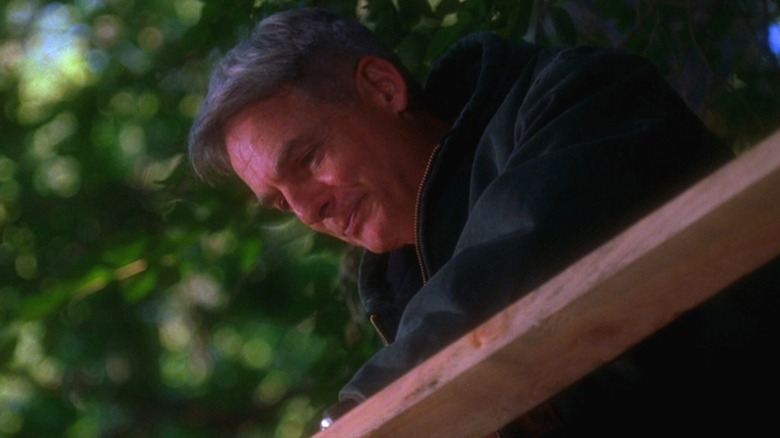 Gibbs building a treehouse in NCIS Season 1