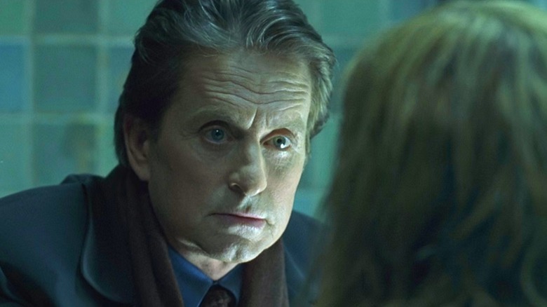 Dr. Conrad looks at Elisabeth in Don't Say a Word (2001)