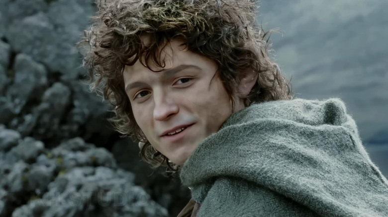 Tom Holland deepfake as Frodo
