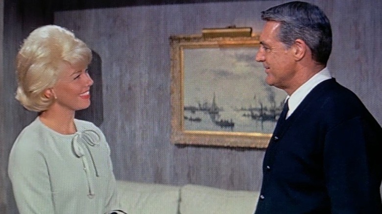 Cathy Timberlake and Philip Shayne chatting in That Touch of Mink (1962)