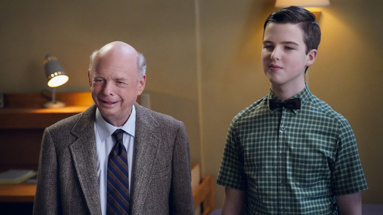 Wallace Shawn and Iain Armitage 