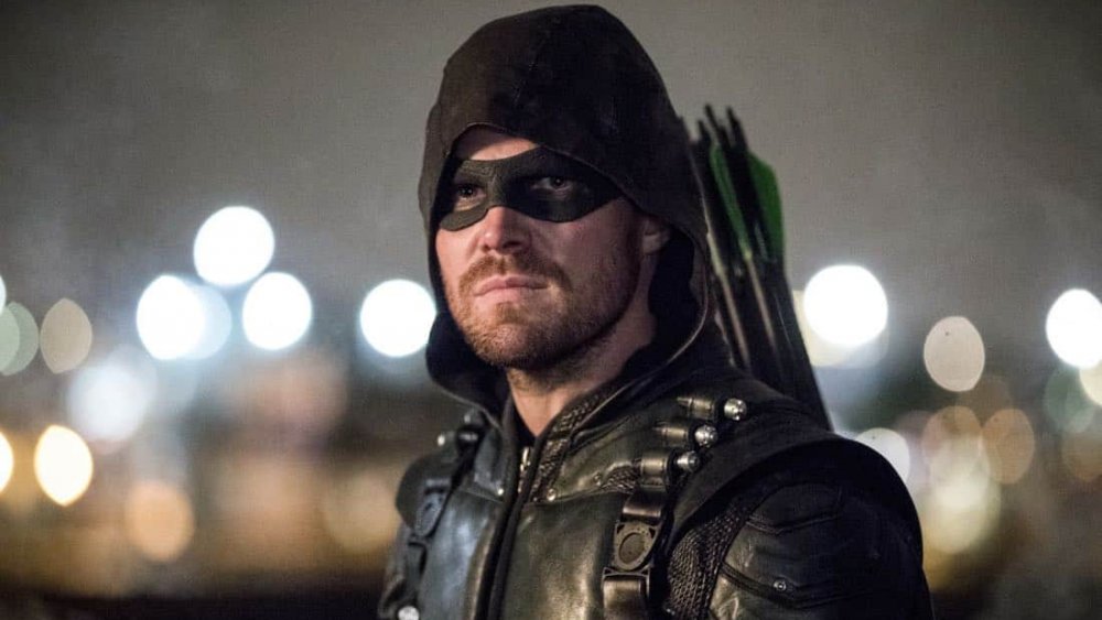 Oliver Queens Complete Arrowverse Timeline Explained