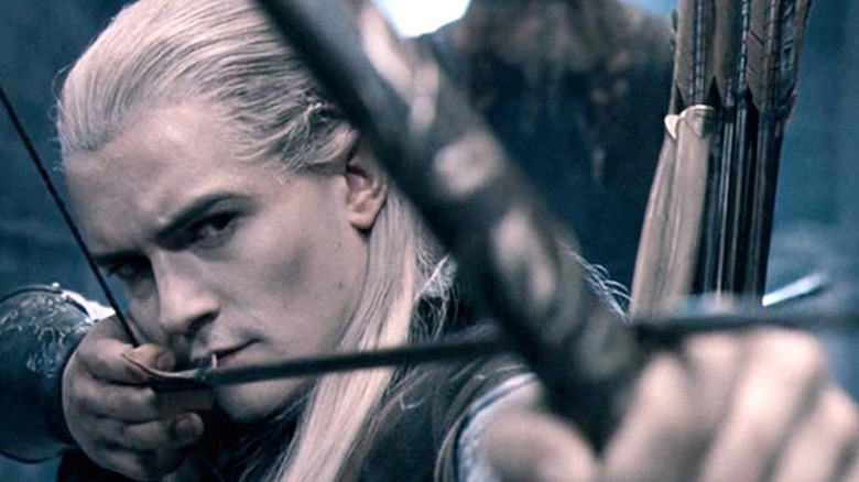 Legolas pulls his bow in 