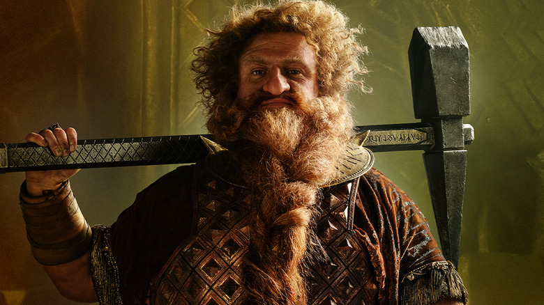 Durin IV holding a pickaxe in Rings of Power