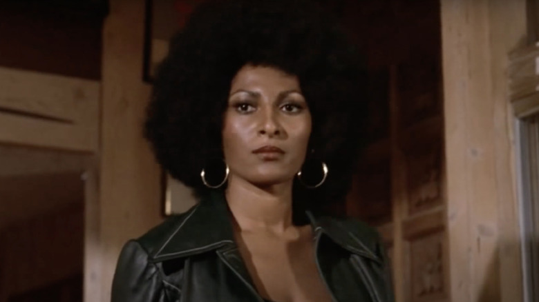 Foxy Brown talking 
