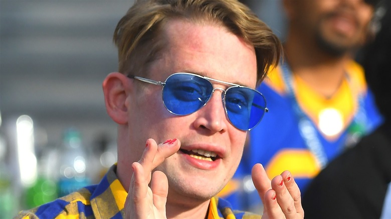Macaulay Culkin in glasses