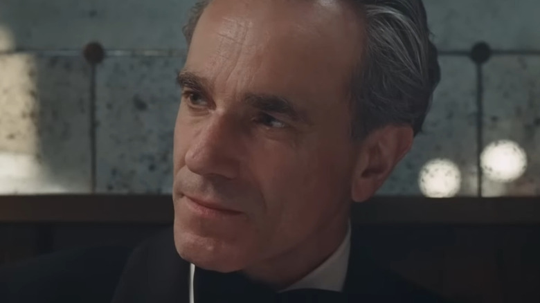 Daniel Day-Lewis as Reynolds Woodcock in 