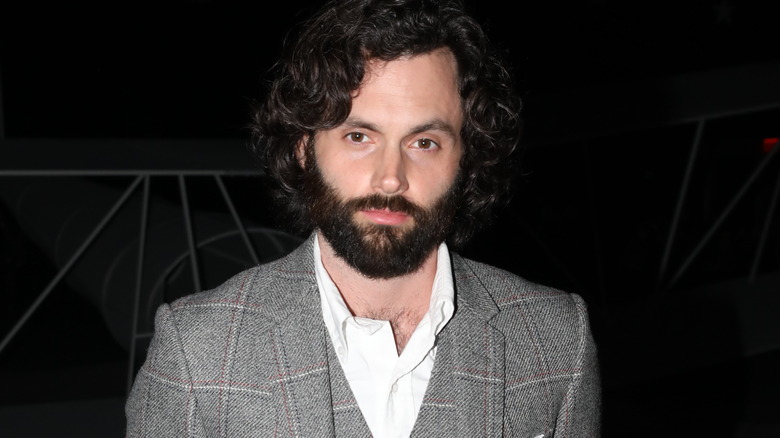 Penn Badgley serious