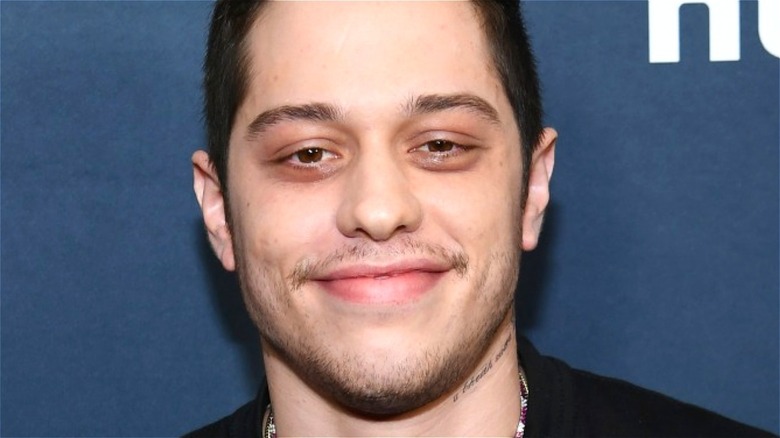 Pete Davidson posing