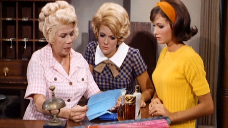 Kate, Billie Jo, and Bobbie Jo reading a letter in Petticoat Junction