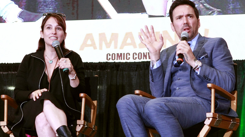 Amy Jo Johnson and Jason David Frank at panel