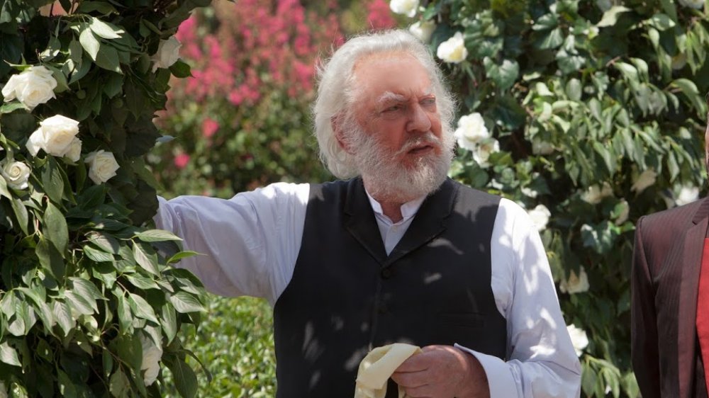 President Snow's Entire Hunger Games Backstory Explained