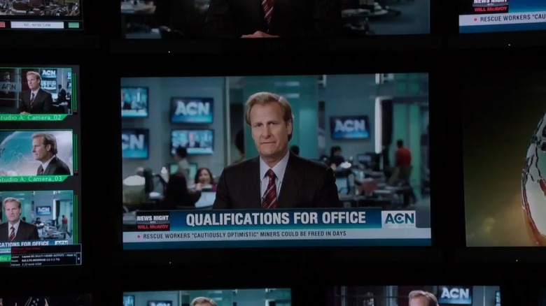 Will McAvoy (Jeff Daniels) reporting the news on The Newsroom