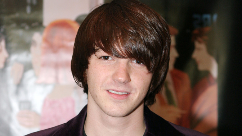 Drake Bell with shaggy hair