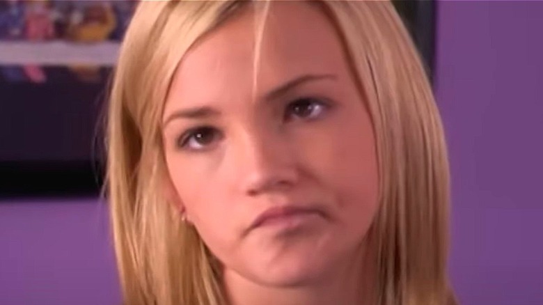 Zoey grimaces in "Zoey 101"