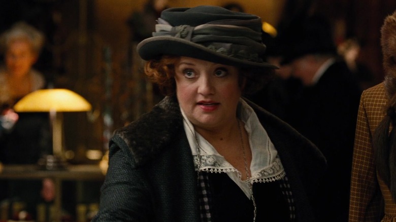 Etta Candy cranes her neck forward