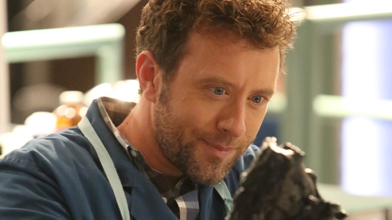 Hodgins in the lab 