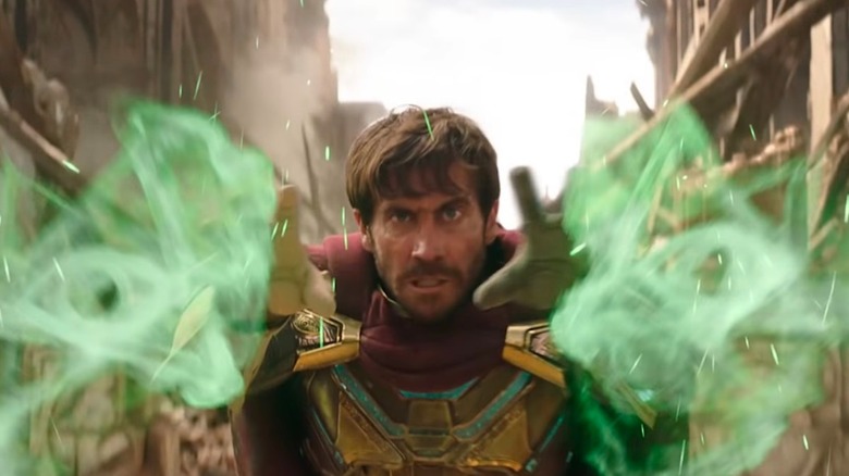Gyllenhaal blasting green rays