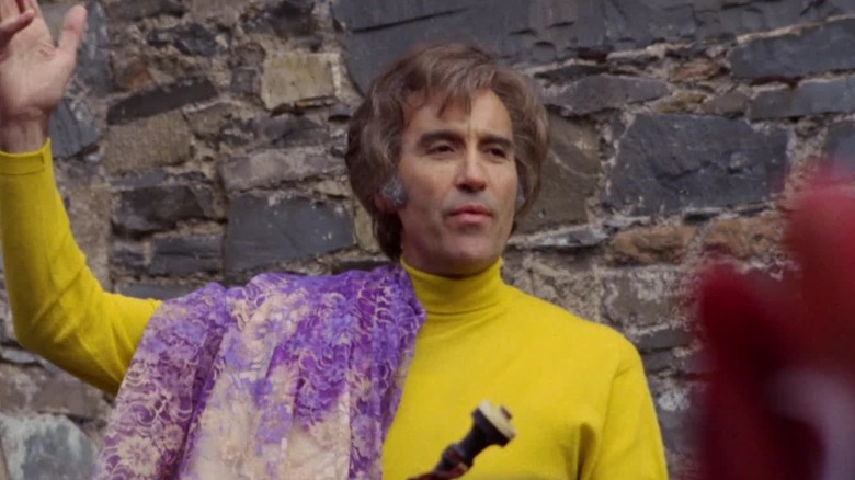 Lord Summerisle executing his plan