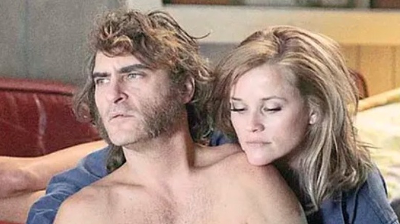 Reese Witherspoon and Joaquin Phoenix in Inherent Vice