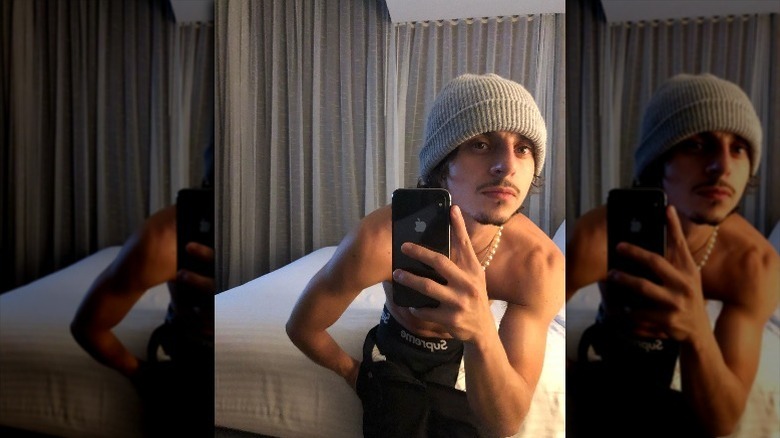 Moisés Arias taking a picture