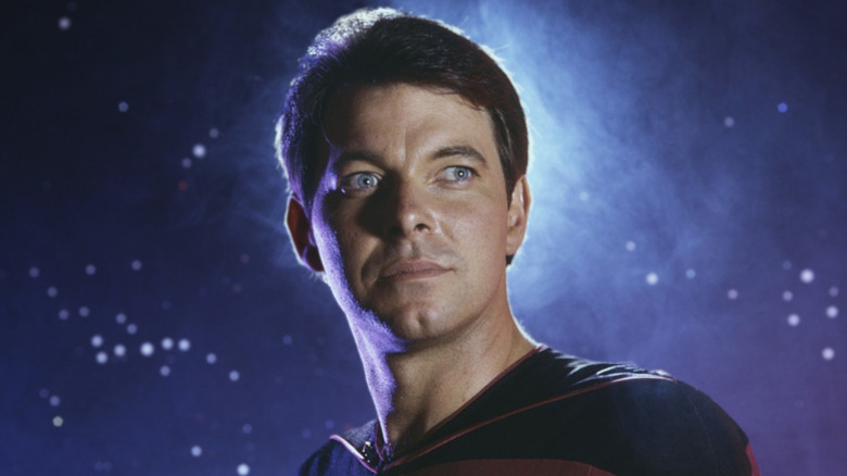 Jonathan Frakes poses as Riker in a publicity shot for Star Trek: The Next Generation