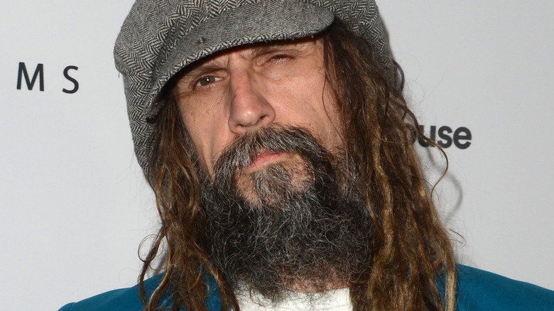 Rob Zombie posing