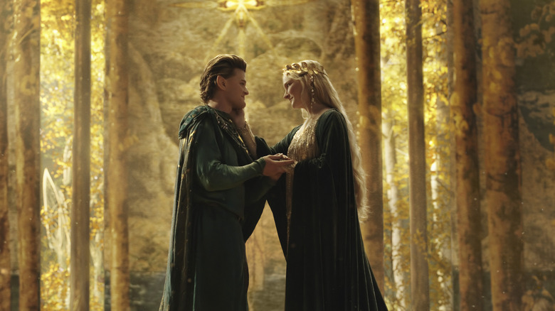   L'Elrond i la Galadriel parlen junts