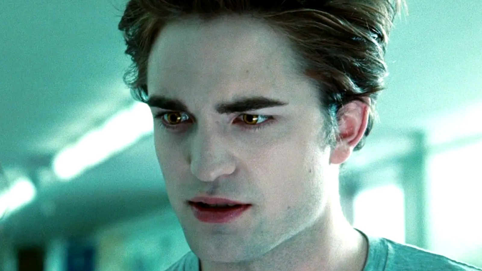 Robert Pattinson's OnSet Behavior Almost Got Him Fired From Twilight
