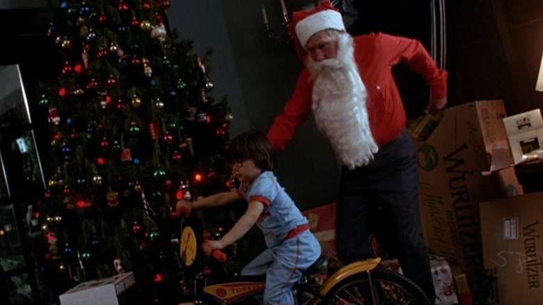 Rocky Jr. plays at Christmas