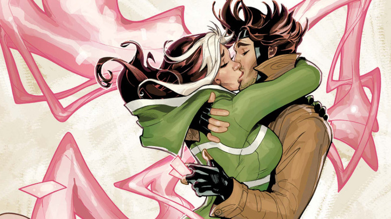 Rogue passionately kissing Gambit