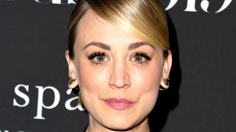 Kaley Cuoco side swept bangs