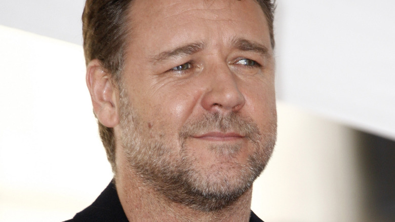 Russell Crowe looking uncomfortable 