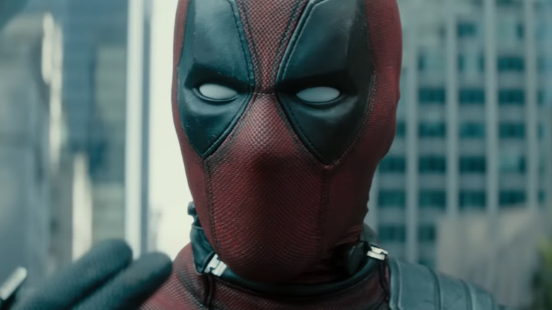 Deadpool 2 Face Two Fingers