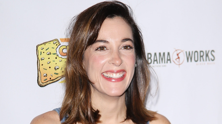 Lindsay Sloane smiling