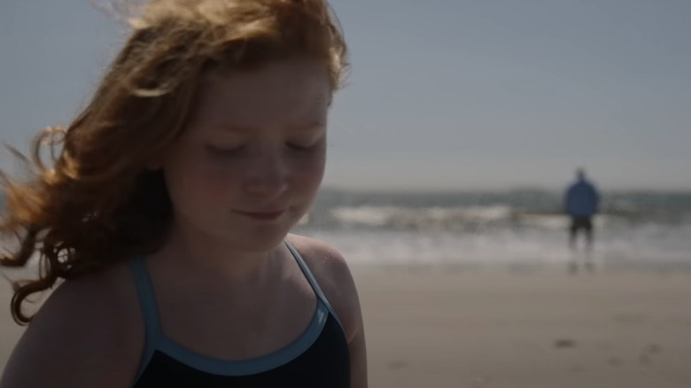 Sadie Sink's younger sister at the end of The Whale
