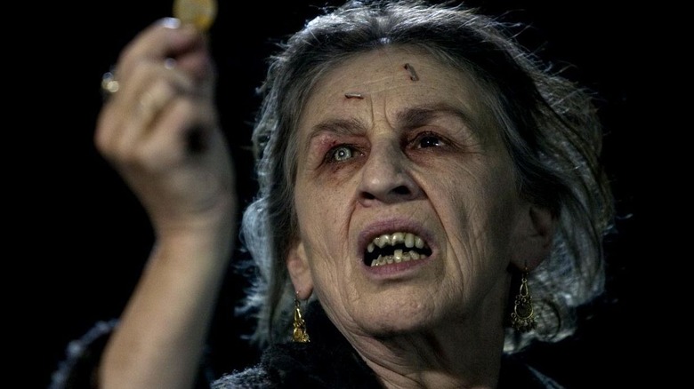 Sylvia Ganush weaves her spell in "Drag Me to Hell" (2009)