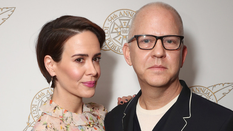 sarah paulson ryan murphy posing